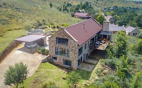 93 Hillcrest